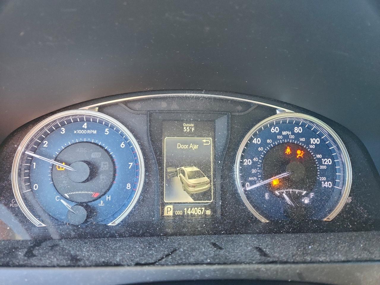 2016 TOYOTA CAMRY