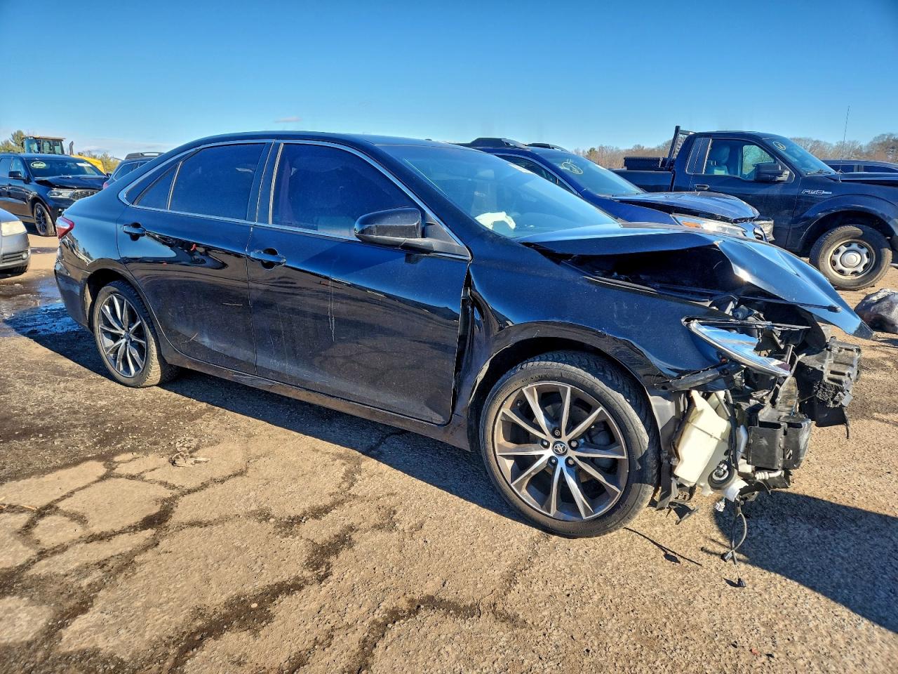 2016 TOYOTA CAMRY