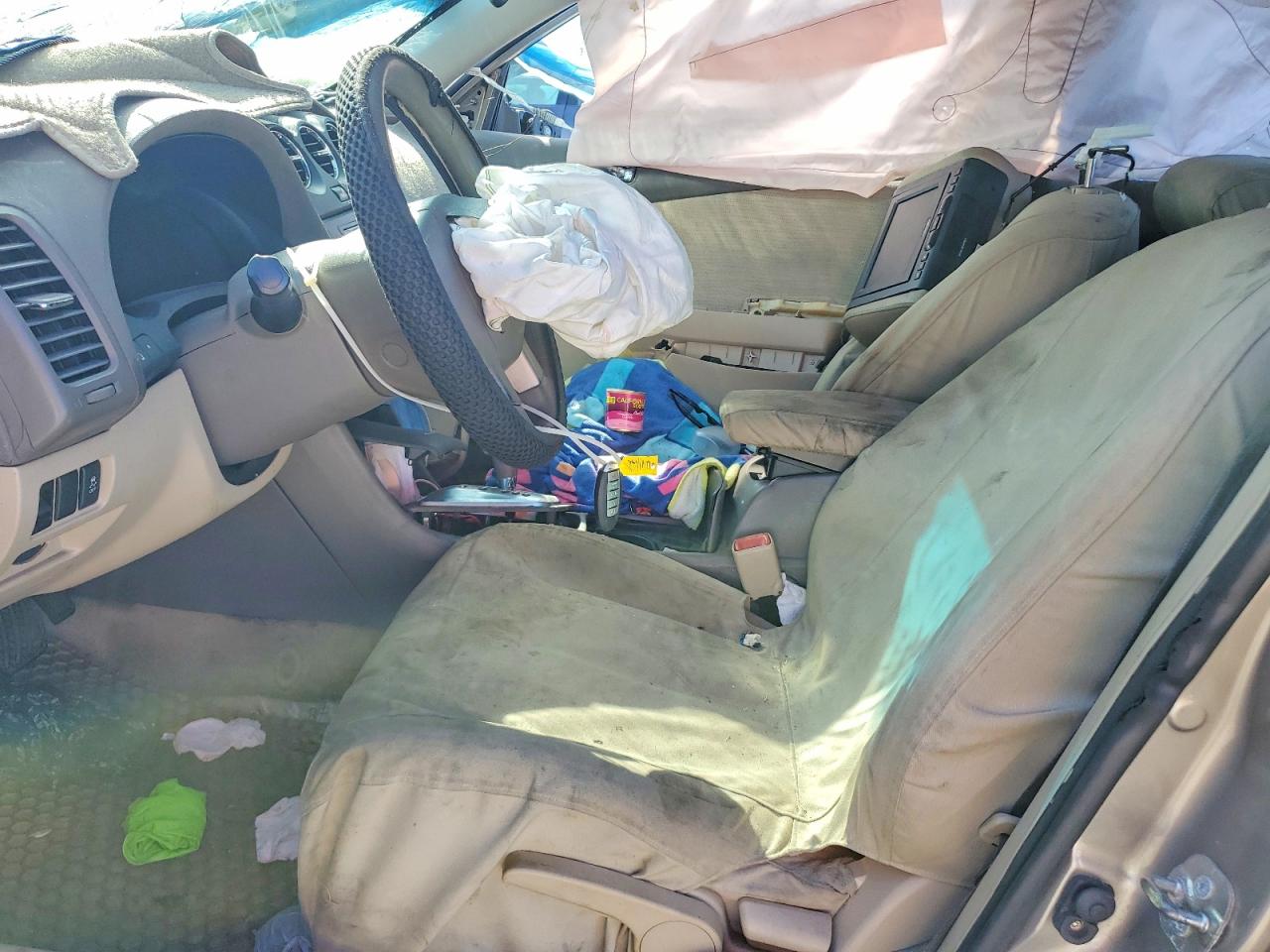 2012 NISSAN ALTIMA