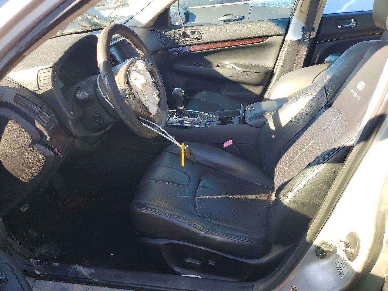 2012 INFINITI G37