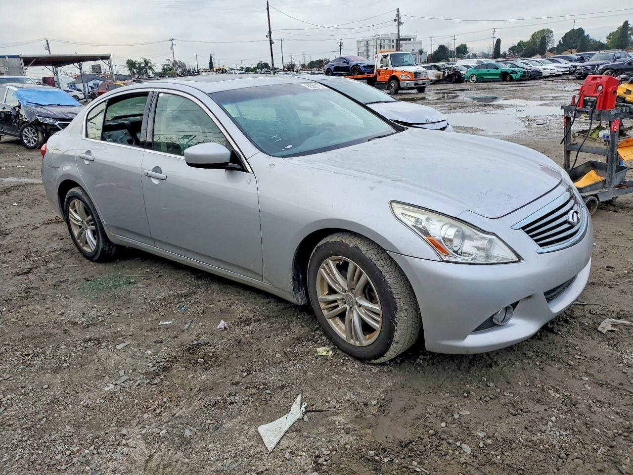 2012 INFINITI G37