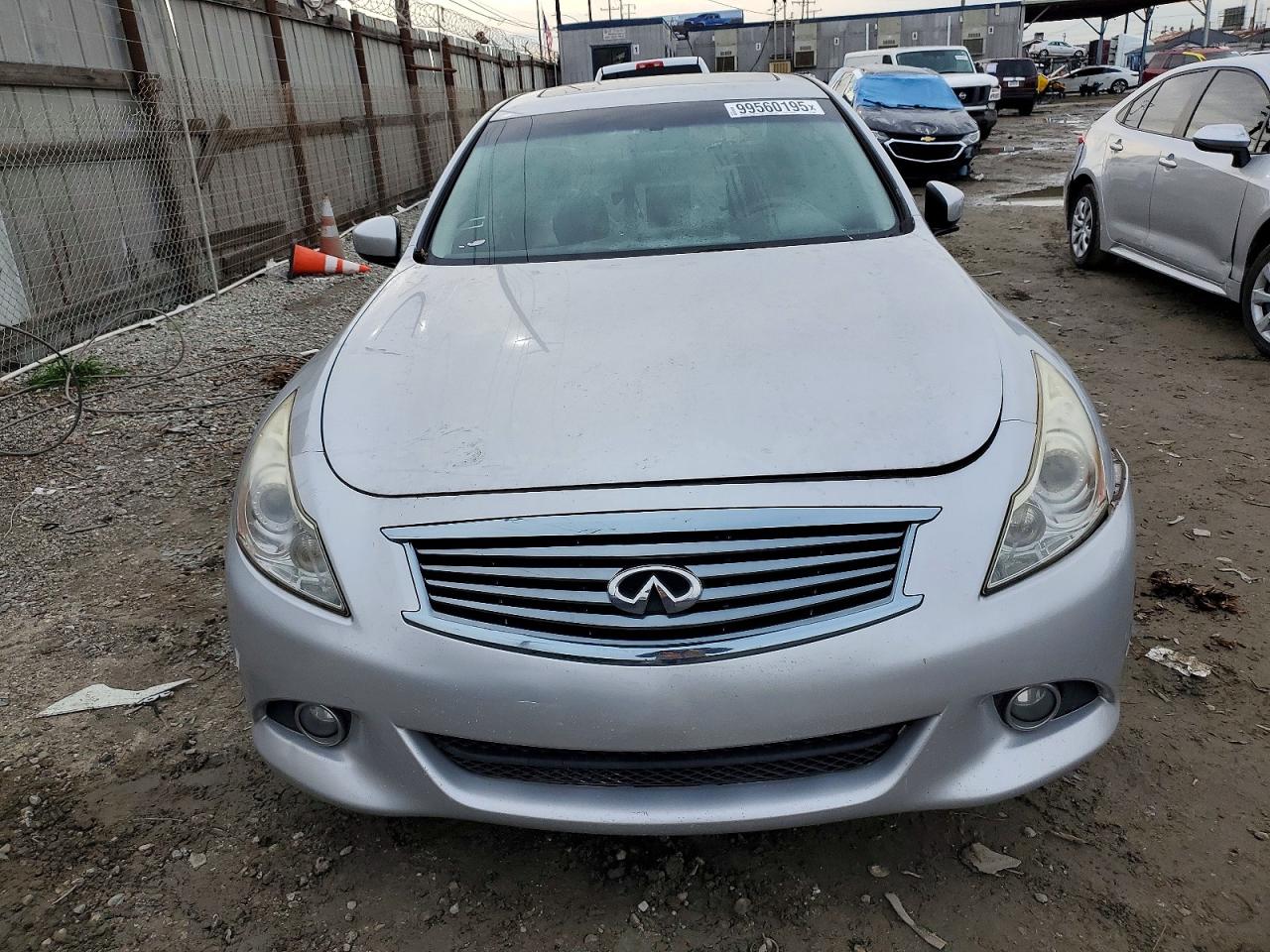 2012 INFINITI G37