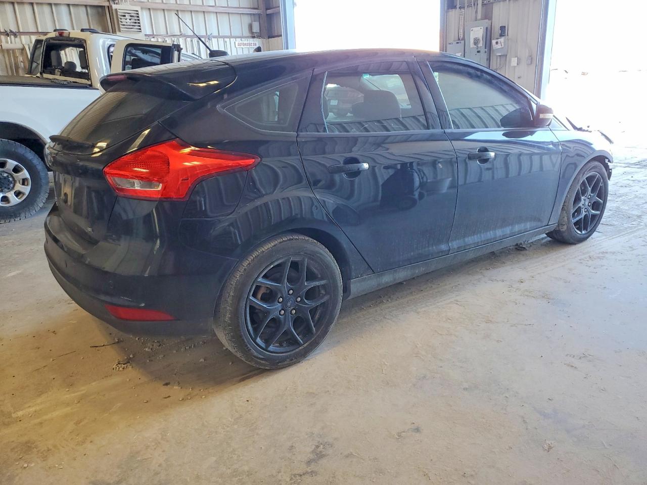2016 FORD FOCUS
