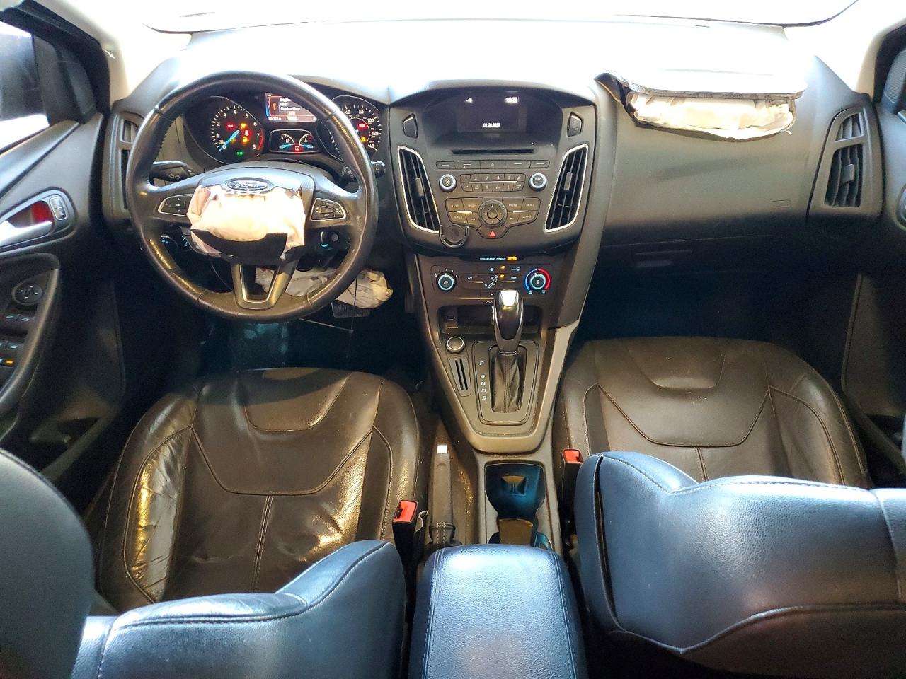 2016 FORD FOCUS