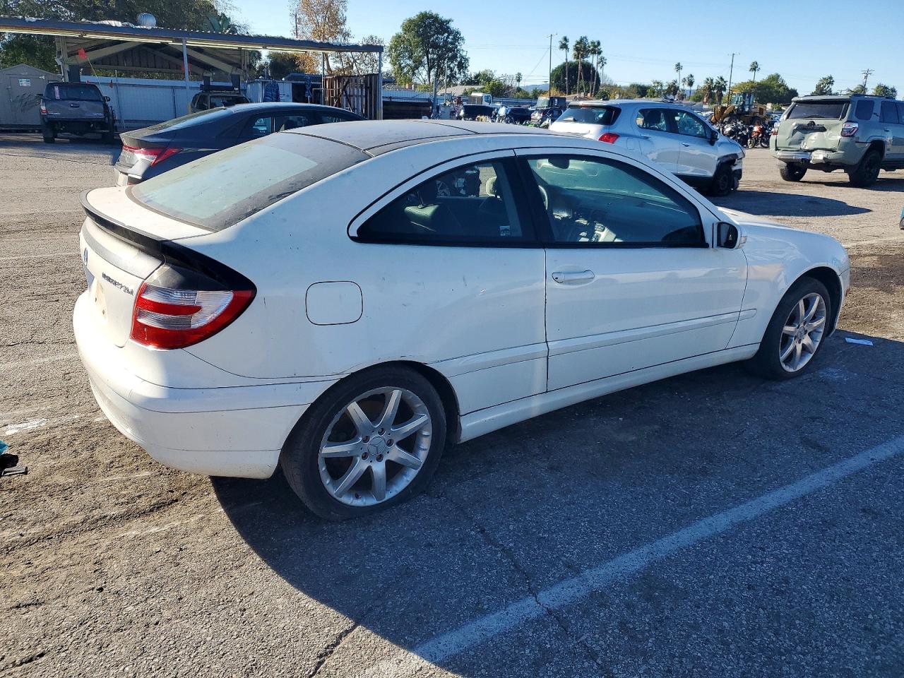 2002 MERCEDES-BENZ C-CLASS