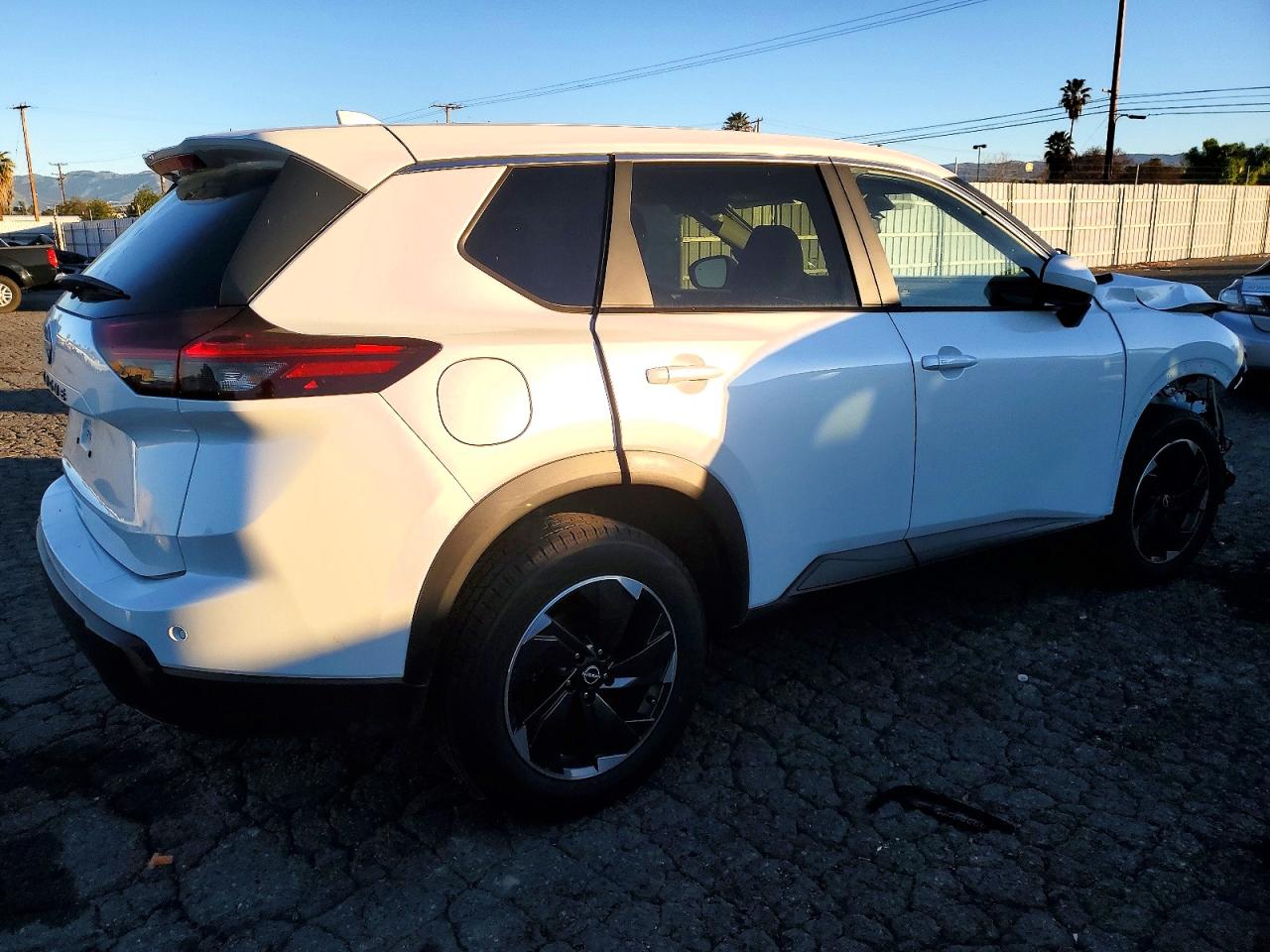 2025 NISSAN ROGUE