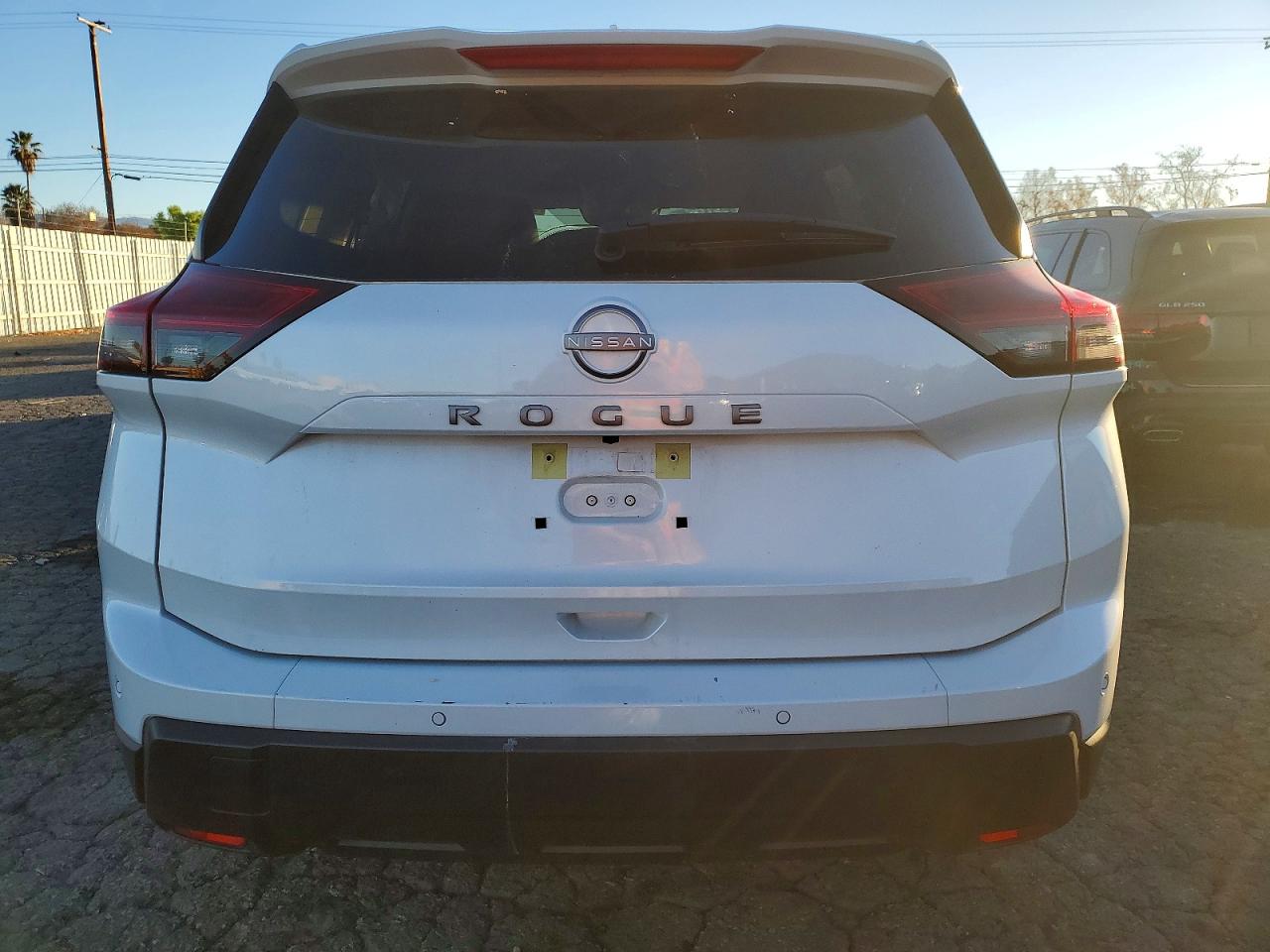 2025 NISSAN ROGUE
