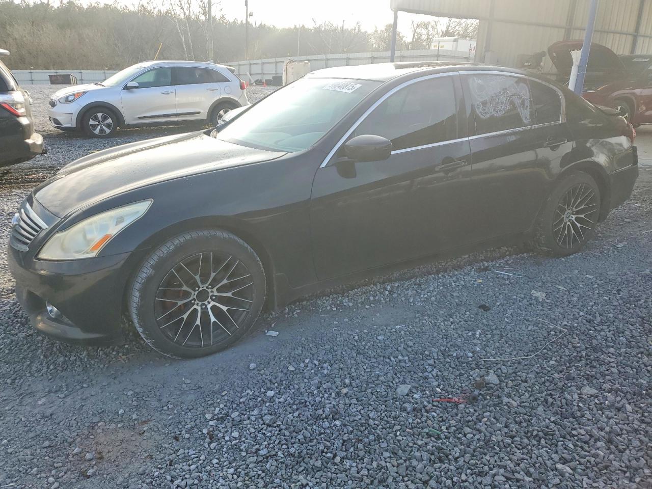 2013 INFINITI G37