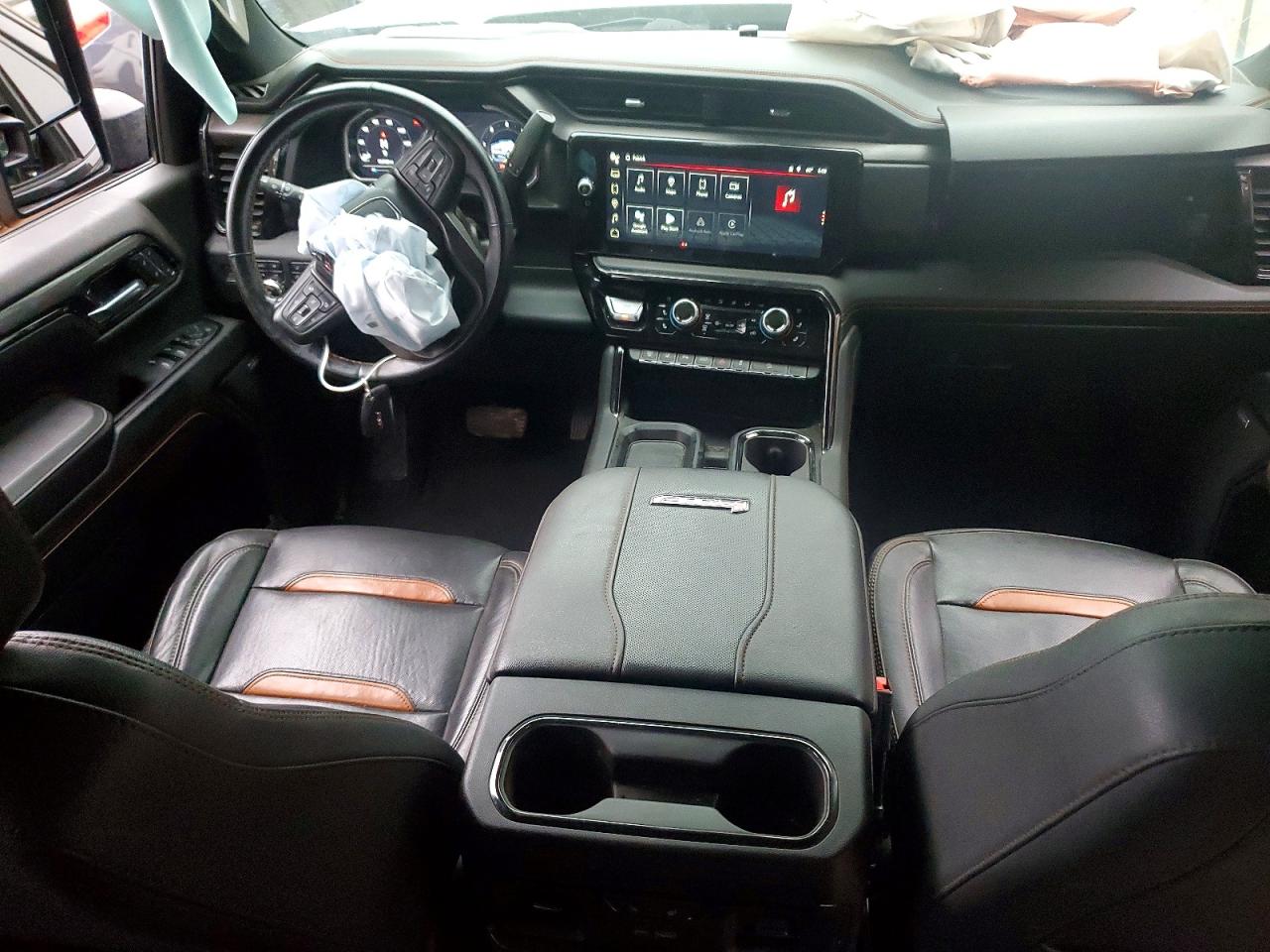 2024 GMC SIERRA