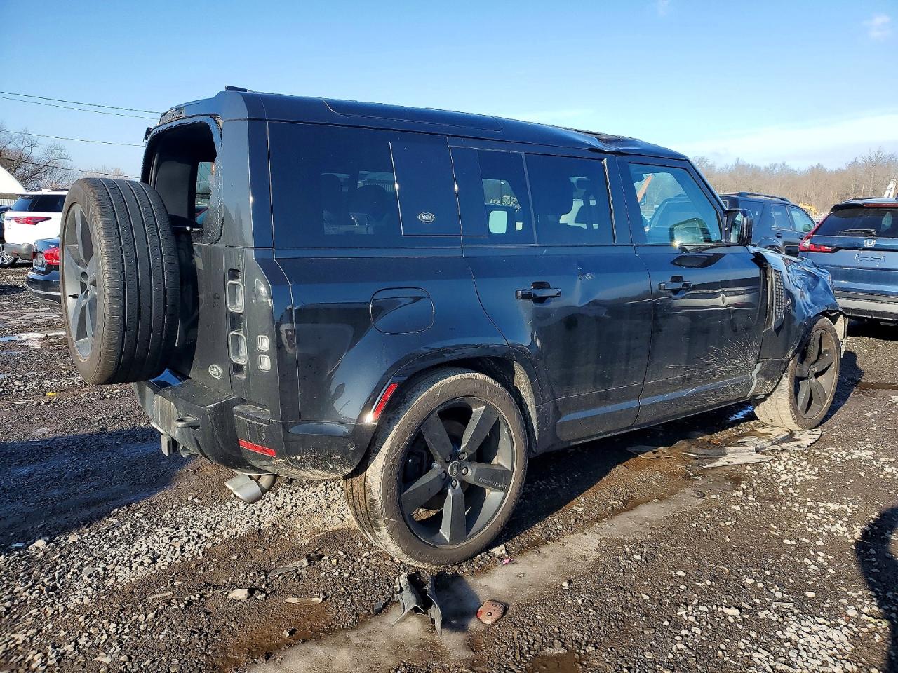 2022 LAND ROVER DEFENDER