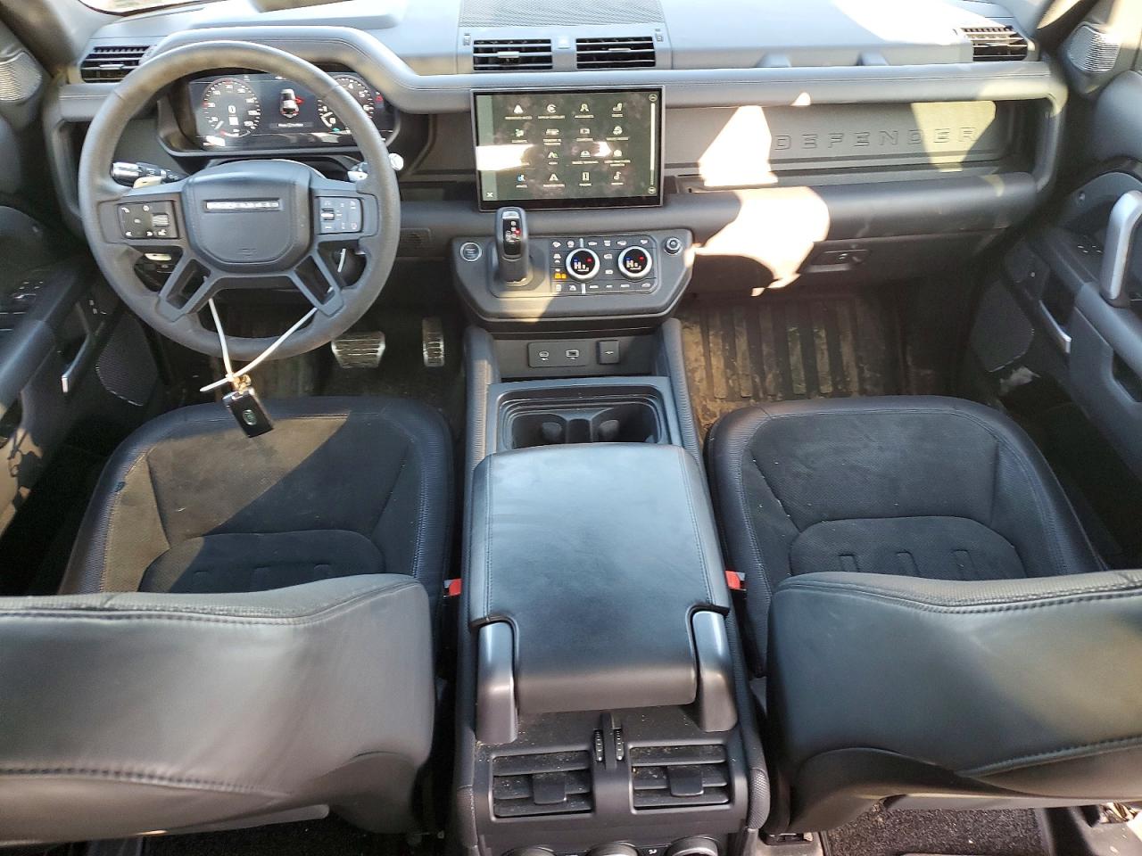 2022 LAND ROVER DEFENDER