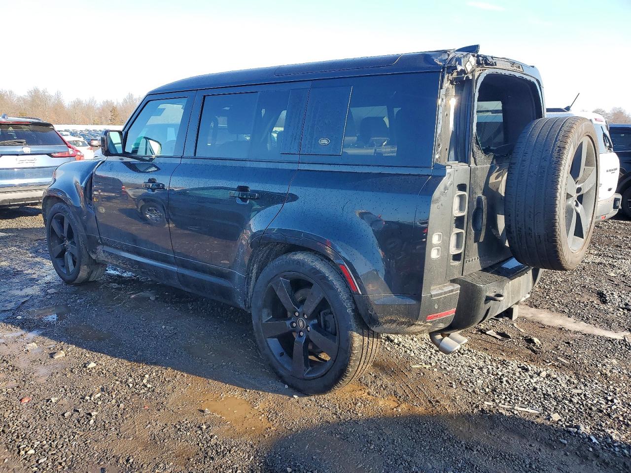 2022 LAND ROVER DEFENDER
