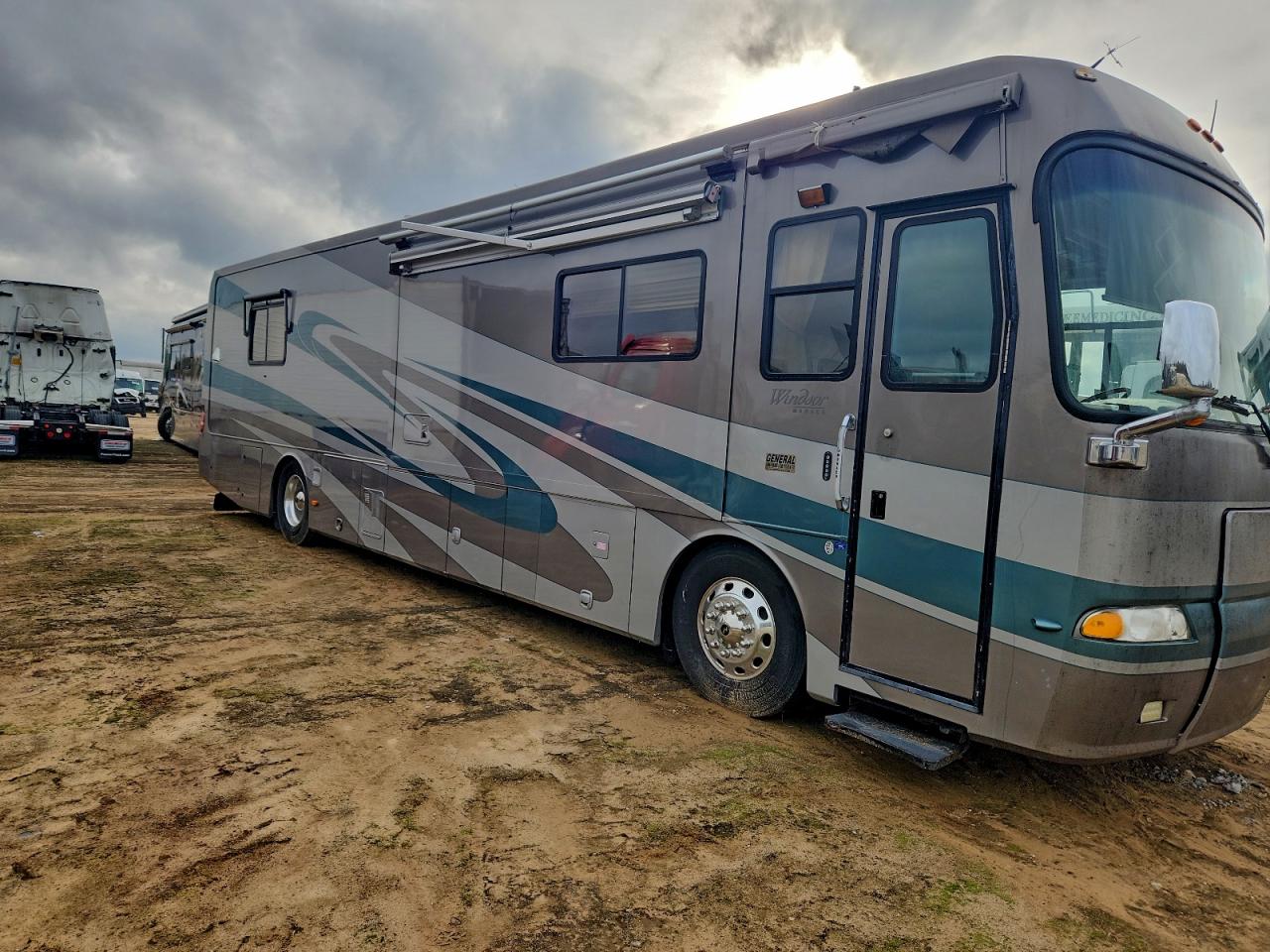 2005 ROADMASTER RAIL ALL MODELS