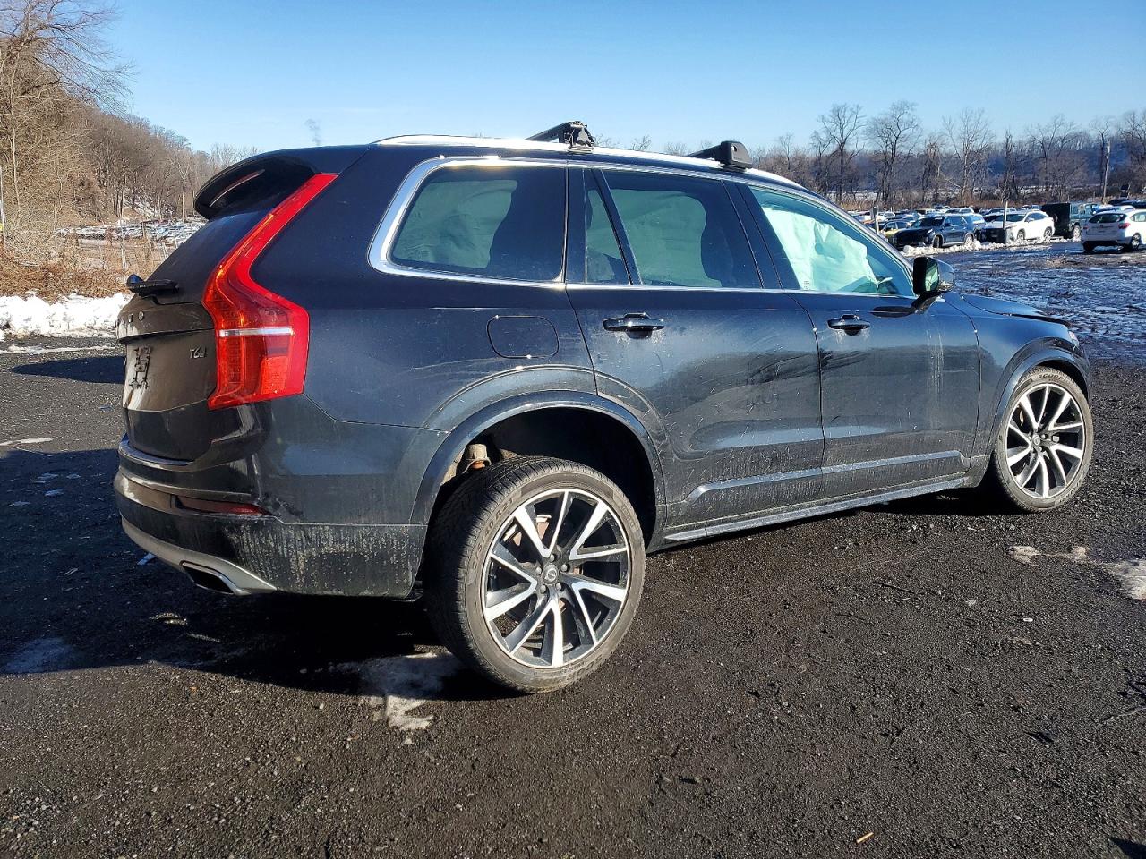 2020 VOLVO XC90