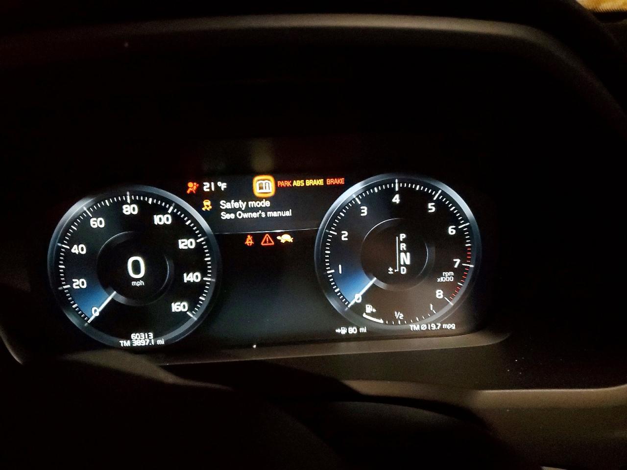 2020 VOLVO XC90