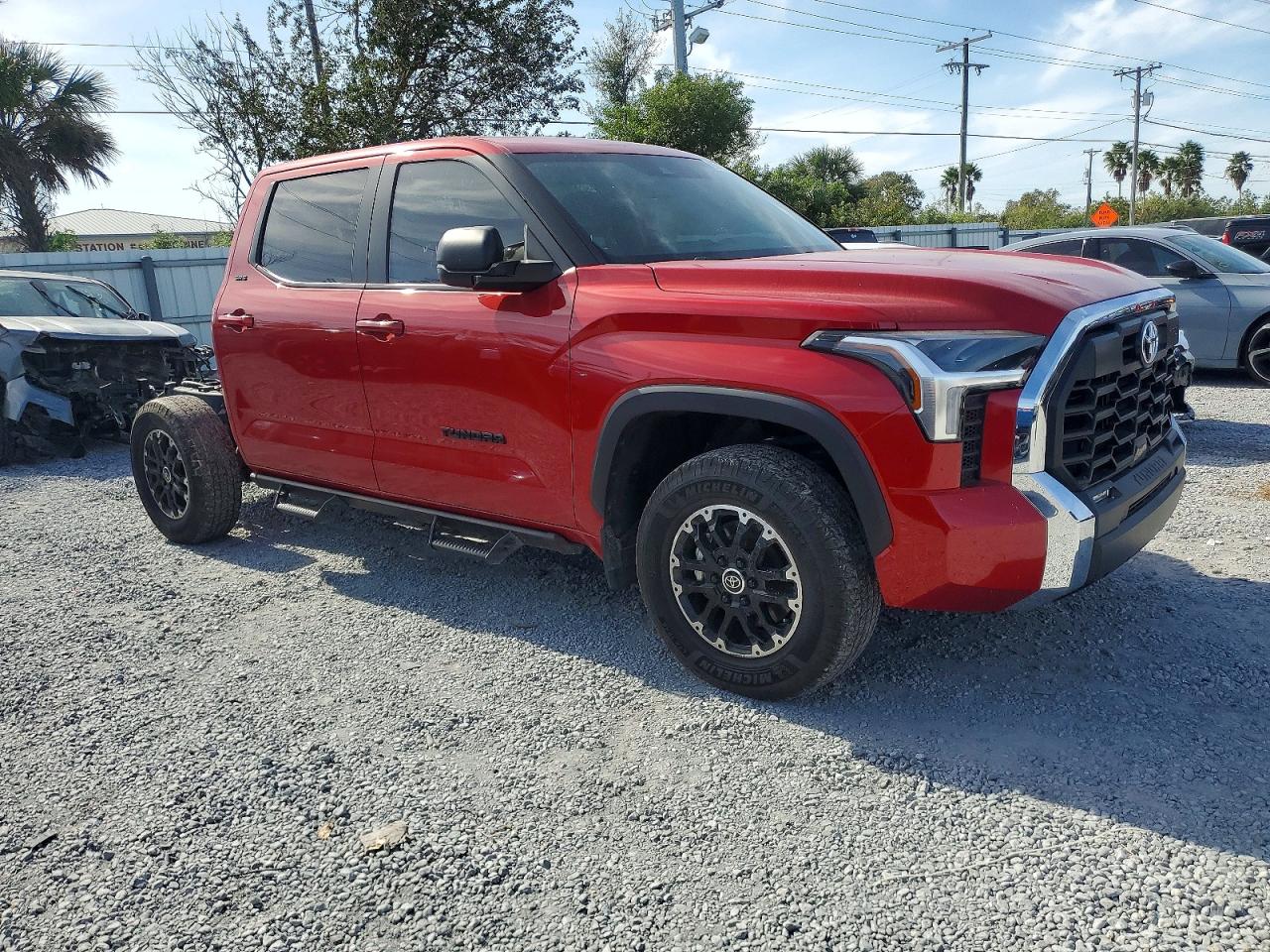 2024 TOYOTA TUNDRA
