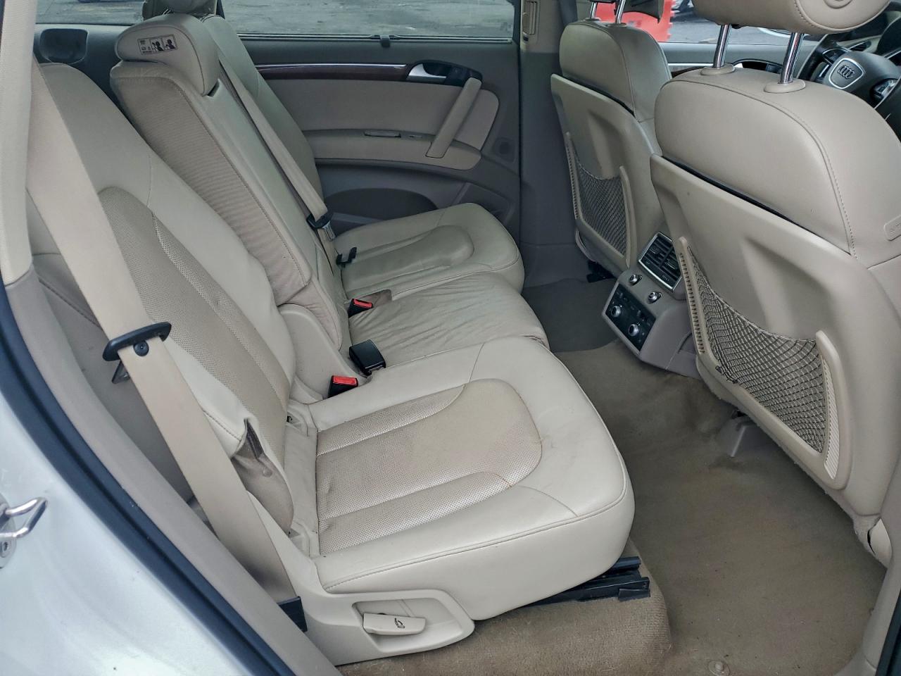 2015 AUDI Q7