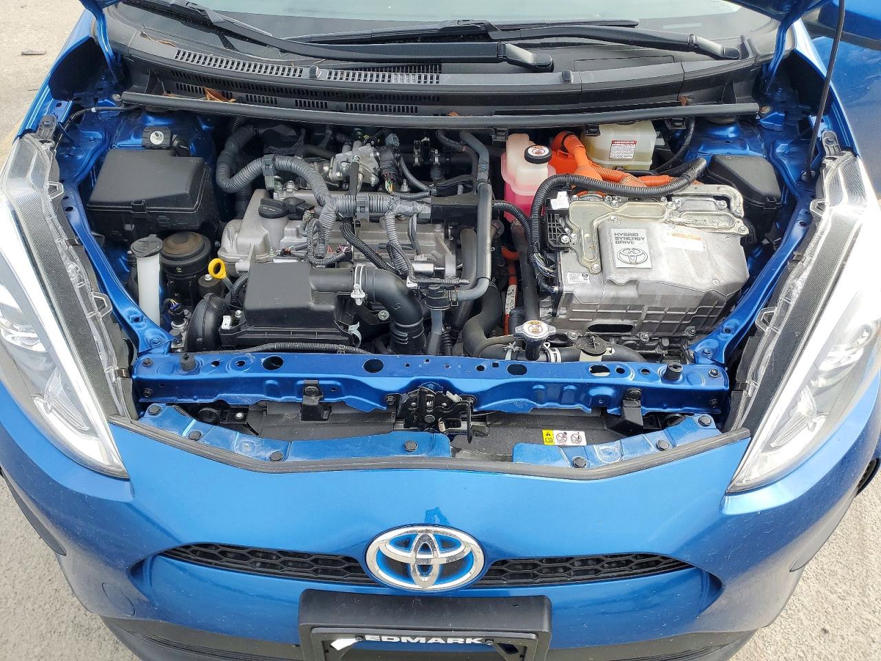 2019 TOYOTA PRIUS
