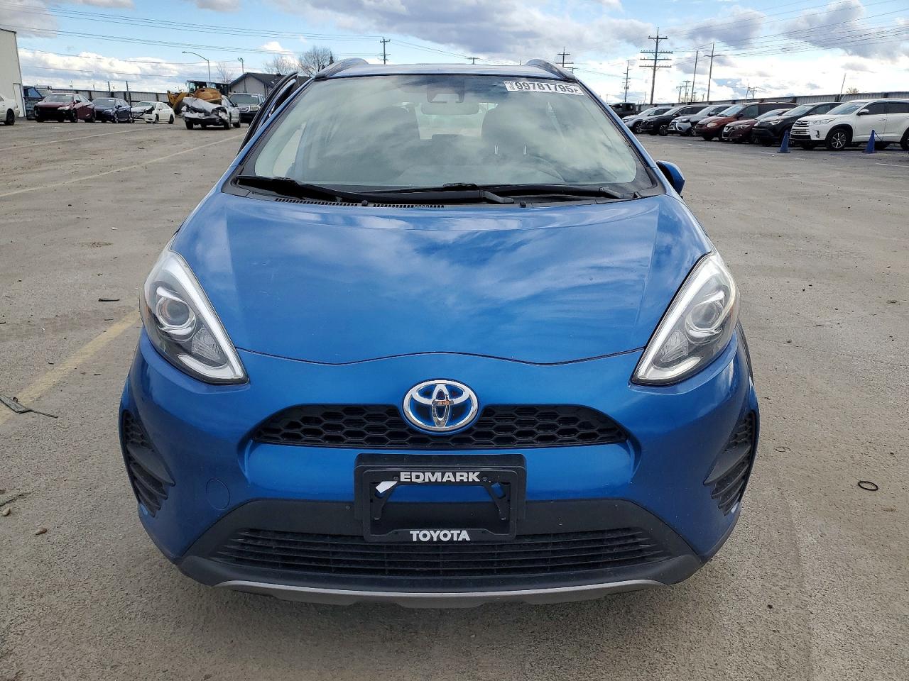 2019 TOYOTA PRIUS