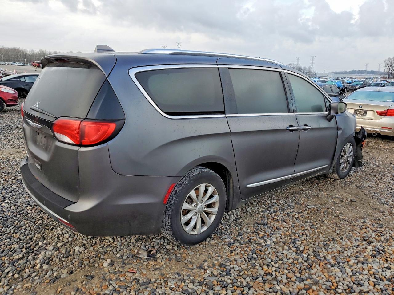 2018 CHRYSLER PACIFICA