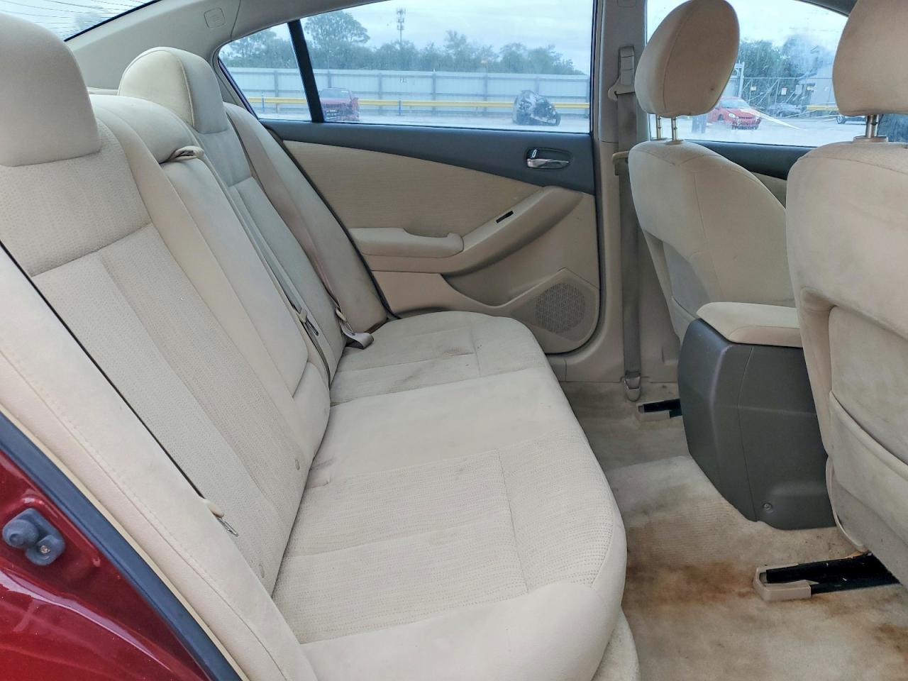 2010 NISSAN ALTIMA