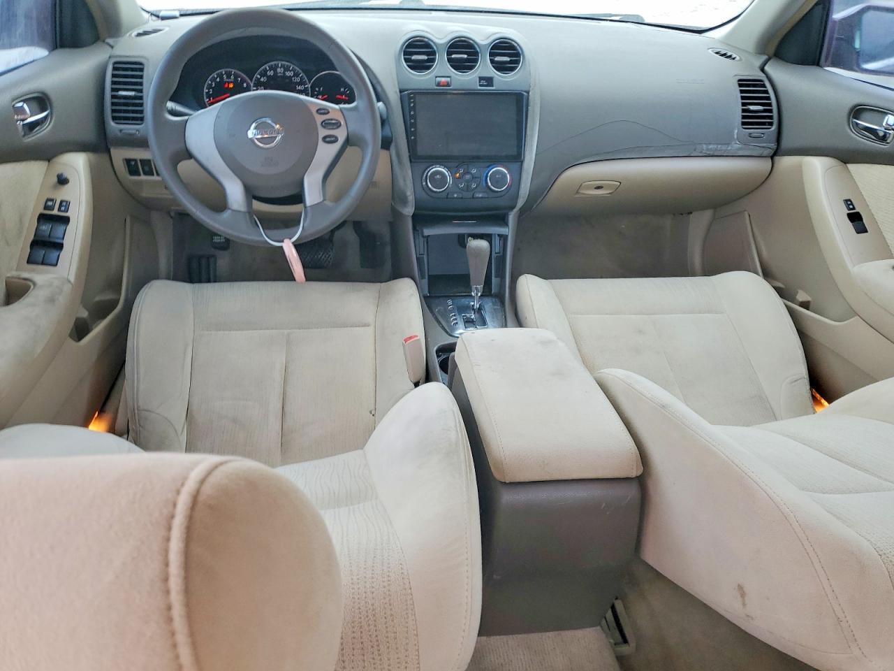 2010 NISSAN ALTIMA