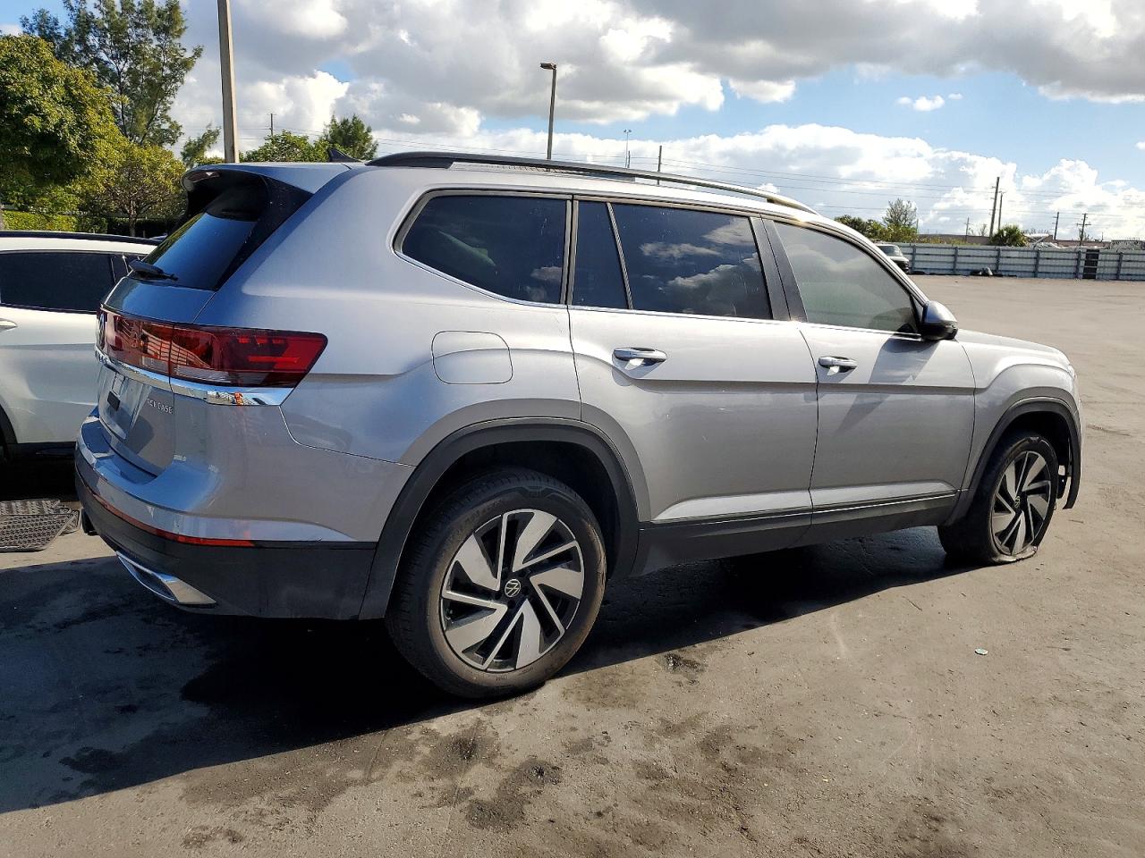 2025 VOLKSWAGEN ATLAS