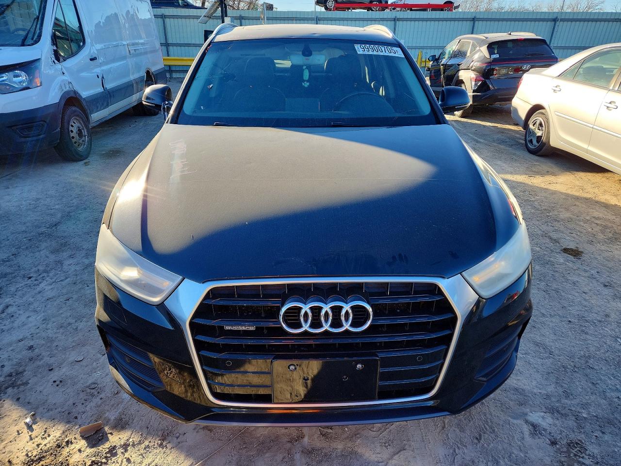 2016 AUDI Q3